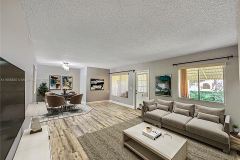 Copropriété à vendre à Greenacres, Floride: 2 chambres, 87.05 m2 № 1384401 - photo 1