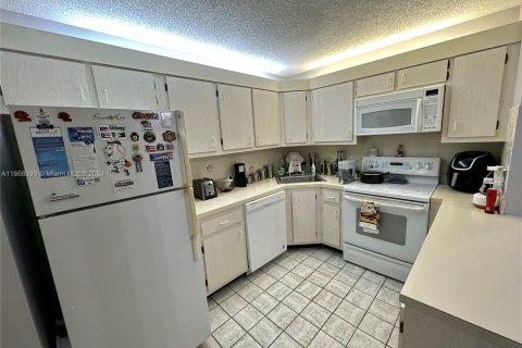 Copropriété à vendre à Greenacres, Floride: 2 chambres, 87.05 m2 № 1384401 - photo 17