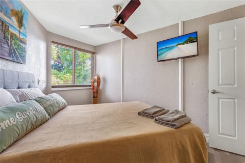 Casa en venta en Fort Lauderdale, Florida, 4 dormitorios, 218.6 m2 № 824816 - foto 15