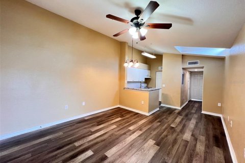 Condo in Orlando, Florida, 1 bedroom  № 1286581 - photo 9