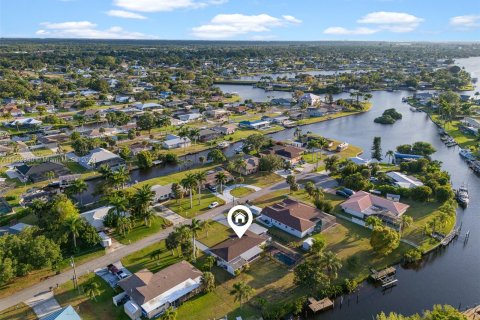 Villa ou maison à vendre à Fort Myers, Floride: 3 chambres, 140.38 m2 № 1162217 - photo 3