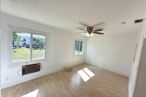 Casa en venta en Tamarac, Florida, 3 dormitorios, 148.46 m2 № 1152219 - foto 1