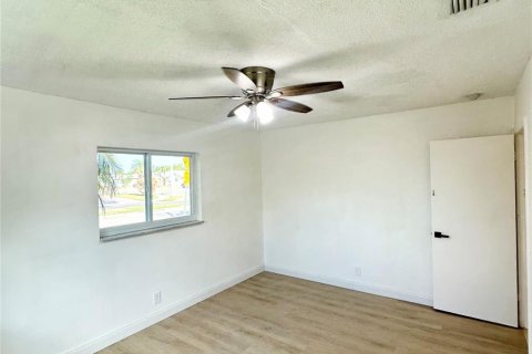 Casa en venta en Tamarac, Florida, 3 dormitorios, 148.46 m2 № 1152219 - foto 4