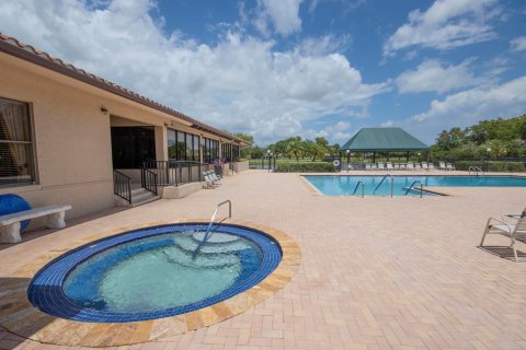 Condo in Boynton Beach, Florida, 2 bedrooms  № 1152195 - photo 16