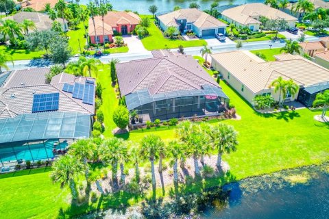 Casa en venta en Poinciana, Florida, 5 dormitorios, 268.58 m2 № 1377735 - foto 2