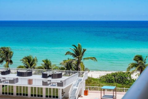 Copropriété à vendre à Miami Beach, Floride: 2 chambres, 132.85 m2 № 1238161 - photo 7