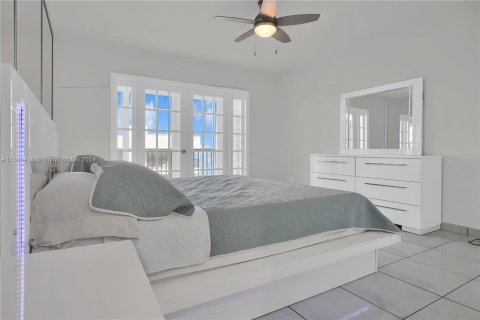 Copropriété à vendre à Miami Beach, Floride: 2 chambres, 132.85 m2 № 1238161 - photo 22