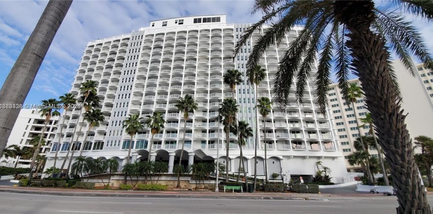 Condo in Miami Beach, Florida, 2 bedrooms  № 1238161