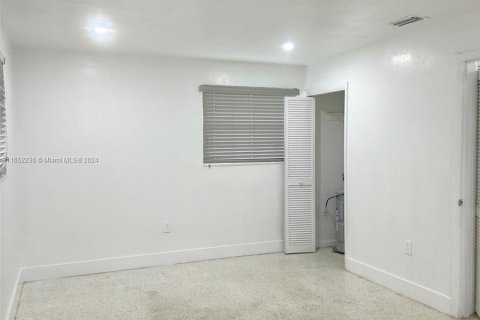 Apartment in Miami, Florida 2 bedrooms, 60.39 sq.m. № 1345688 - photo 12