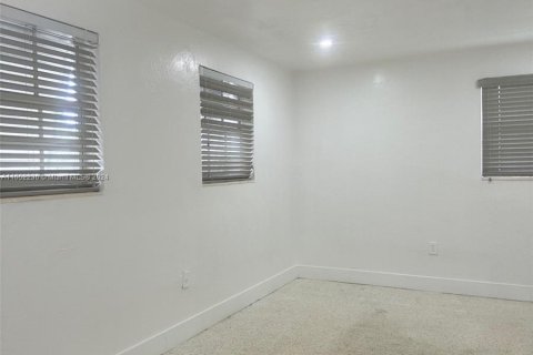 Apartment in Miami, Florida 2 bedrooms, 60.39 sq.m. № 1345688 - photo 10