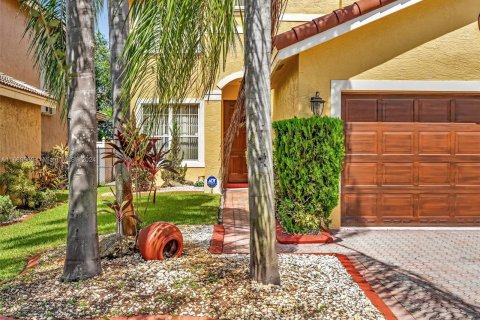 Casa en venta en Miramar, Florida, 4 dormitorios, 209.96 m2 № 1387759 - foto 2