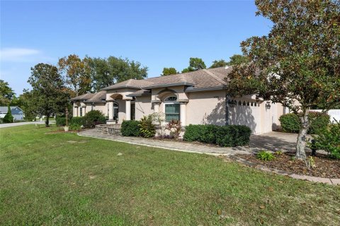 House in Ocala, Florida 5 bedrooms, 264.21 sq.m. № 1422935 - photo 5