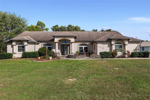 House in Ocala, Florida 5 bedrooms, 264.21 sq.m. № 1422935 - photo 2