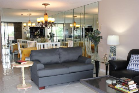 Condominio en venta en Lake Worth, Florida, 2 dormitorios, 111.48 m2 № 697215 - foto 28