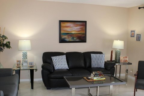 Copropriété à vendre à Lake Worth, Floride: 2 chambres, 111.48 m2 № 697215 - photo 30