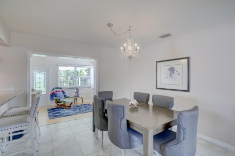 Villa ou maison à vendre à Oakland Park, Floride: 2 chambres, 119.38 m2 № 722607 - photo 28