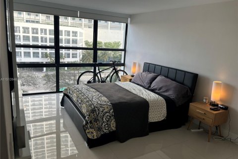 Condominio en venta en Miami, Florida, 2 dormitorios, 101.82 m2 № 947697 - foto 20