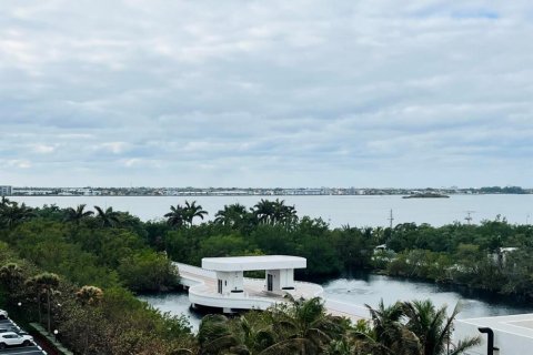 Copropriété à louer à Riviera Beach, Floride: 3 chambres, 133.04 m2 № 1007292 - photo 2