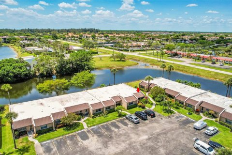 Villa ou maison à vendre à West Palm Beach, Floride: 2 chambres, 120.31 m2 № 1168501 - photo 10