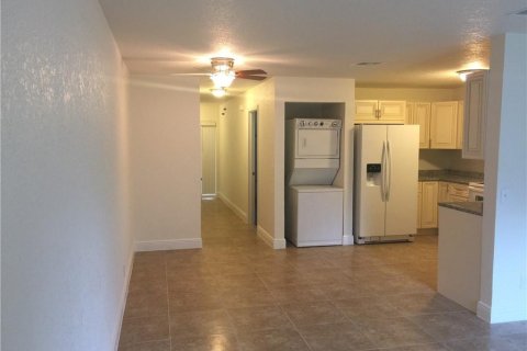 Immobilier commercial à vendre à Coral Springs, Floride: 631.74 m2 № 998343 - photo 19