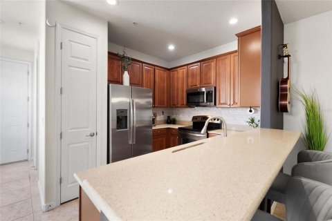 Condo in Orlando, Florida, 3 bedrooms  № 1391254 - photo 18