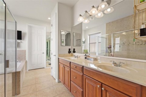 Copropriété à vendre à Orlando, Floride: 3 chambres, 186.83 m2 № 1391254 - photo 12