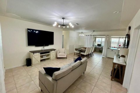 Casa en venta en Palm Springs, Florida, 4 dormitorios, 126.72 m2 № 1164818 - foto 3