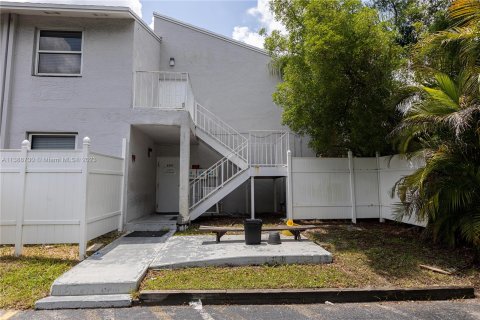 Immobilier commercial à vendre à Margate, Floride № 513093 - photo 5