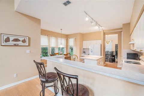 Casa en venta en Tampa, Florida, 5 dormitorios, 278.52 m2 № 1402130 - foto 15