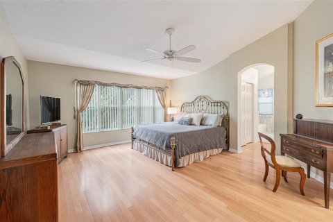 Casa en venta en Tampa, Florida, 5 dormitorios, 278.52 m2 № 1402130 - foto 19