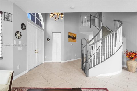 Villa ou maison à vendre à Pembroke Pines, Floride: 5 chambres, 325.25 m2 № 1291925 - photo 24