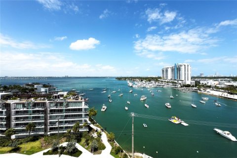 Condominio en venta en Miami Beach, Florida, 2 dormitorios, 135.92 m2 № 1315661 - foto 3