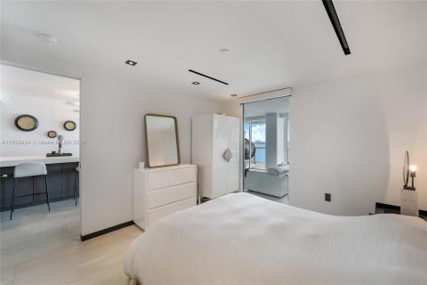 Copropriété à vendre à Miami Beach, Floride: 2 chambres, 135.92 m2 № 1315661 - photo 15