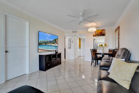 Copropriété à vendre à Sunrise, Floride: 2 chambres, 78.97 m2 № 1140546 - photo 8
