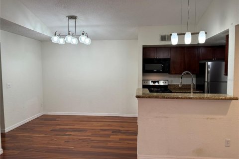 Condominio en venta en Orlando, Florida, 3 dormitorios, 114.92 m2 № 1191367 - foto 4