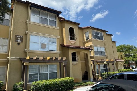 Condominio en venta en Orlando, Florida, 3 dormitorios, 114.92 m2 № 1191367 - foto 1