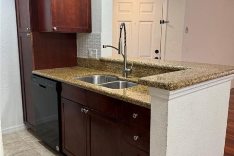 Condominio en venta en Orlando, Florida, 3 dormitorios, 114.92 m2 № 1191367 - foto 7