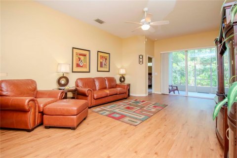 Casa en venta en Wesley Chapel, Florida, 4 dormitorios, 193.24 m2 № 1369967 - foto 7