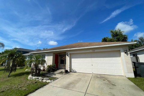 Villa ou maison à louer à Riverview, Floride: 3 chambres, 136.1 m2 № 1370002 - photo 1