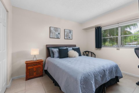 Copropriété à vendre à Fort Lauderdale, Floride: 2 chambres, 90.58 m2 № 1168483 - photo 18