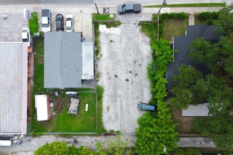 Propiedad comercial en venta en Tampa, Florida, 164.16 m2 № 1391320 - foto 10