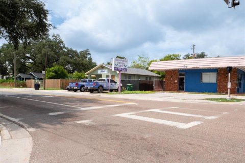 Propiedad comercial en venta en Tampa, Florida, 164.16 m2 № 1391320 - foto 22