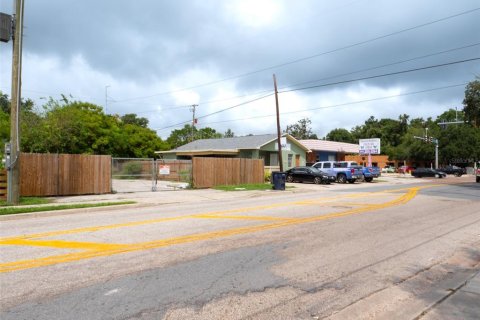 Propiedad comercial en venta en Tampa, Florida, 164.16 m2 № 1391320 - foto 25