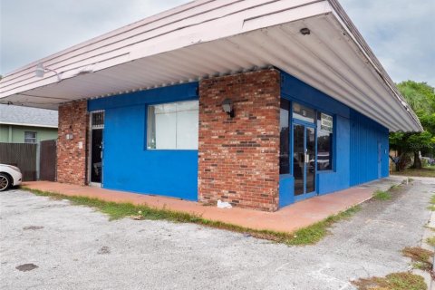 Propiedad comercial en venta en Tampa, Florida, 164.16 m2 № 1391320 - foto 9