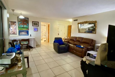 Copropriété à vendre à Miami, Floride: 2 chambres, 111.48 m2 № 1171684 - photo 10