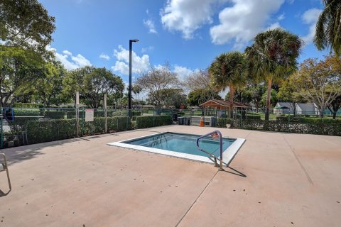 House in Boca Raton, Florida 2 bedrooms, 145.76 sq.m. № 1092344 - photo 6