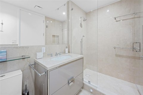 Condo in Sunny Isles Beach, Florida, 4 bedrooms  № 1295085 - photo 29