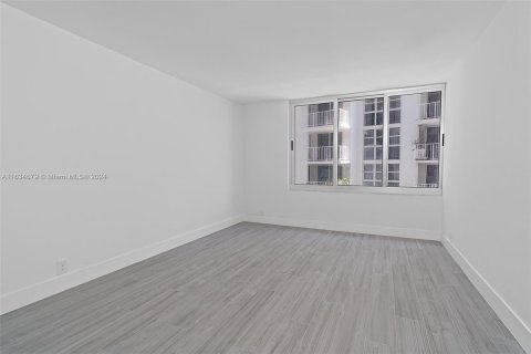 Condominio en venta en Miami Beach, Florida, 1 dormitorio, 77.76 m2 № 1295133 - foto 26