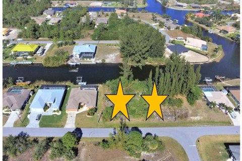 Terreno en venta en Port Charlotte, Florida № 919133 - foto 3