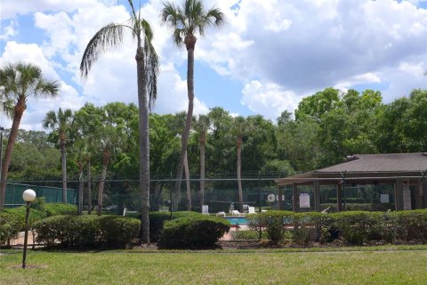 Condo in Tampa, Florida, 2 bedrooms  № 1352935 - photo 23